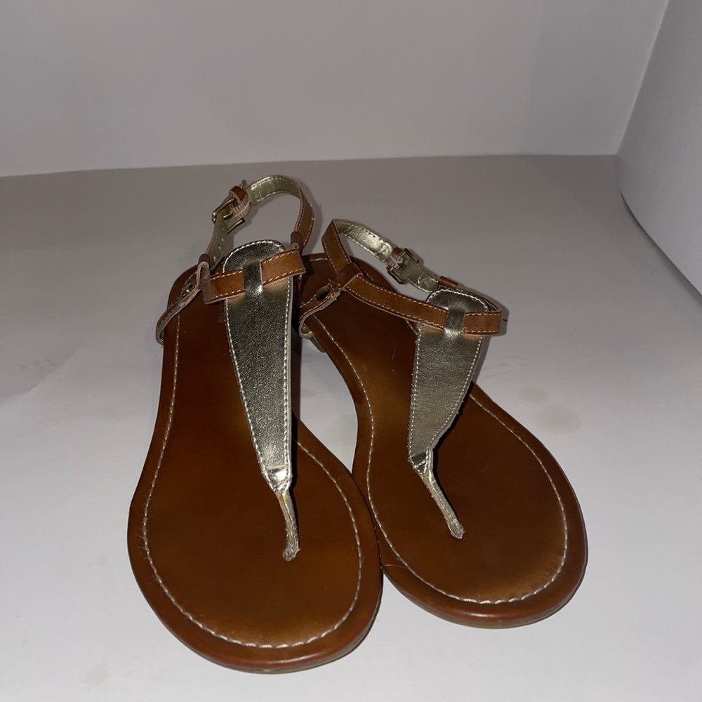 Sandals - Picture 3 of 4